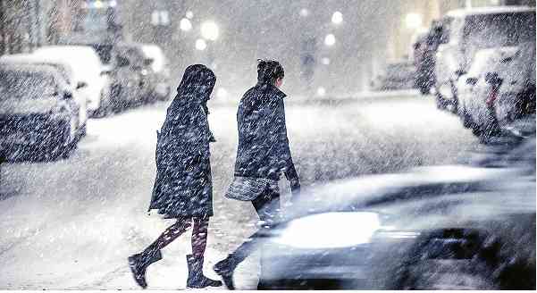 الأرصاد الجوية السويدية تحذر من موجة أمطار وثلوج تبدأ في مقاطعة يونشوبينج وبورص وكالمر مساء اليوم 1 سسسس