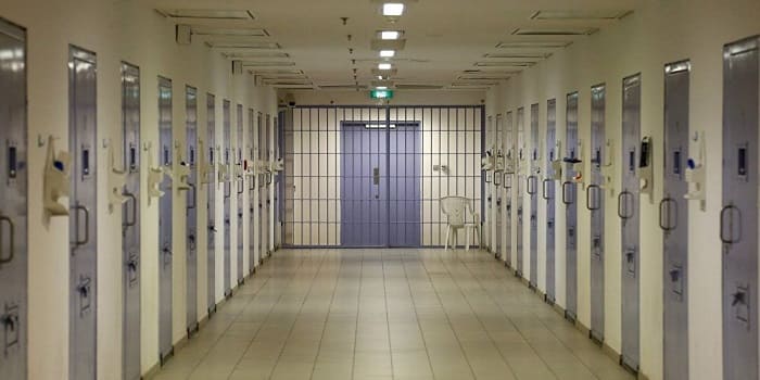 سجن 1000x500 1