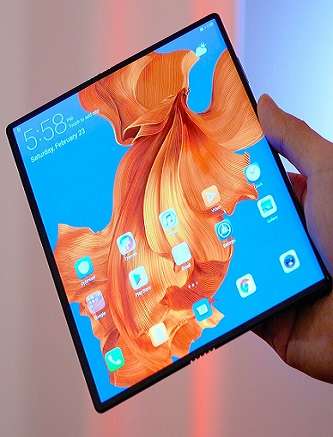 huawei mate x mwc 9 3