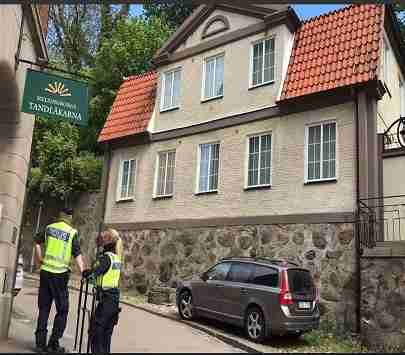 طعن بالسكين لامرأة يهودية في مدينة هلسنبوري والجالية اليهودية تتخوف من تداعيات الحادث 3 5 7 2