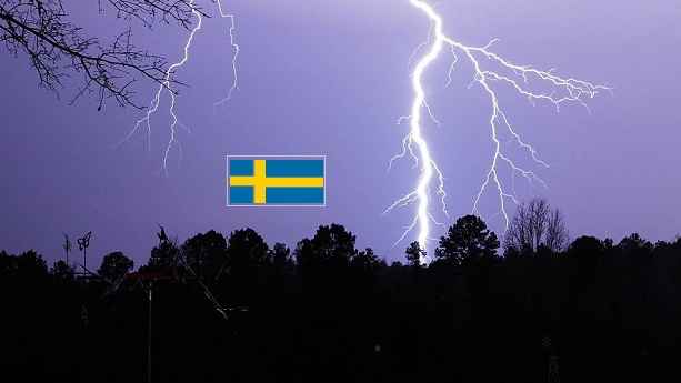 الارصاد الجوية السويدية SMHI : عواصف وامطار رعدية تضرب المناطق التالية خلال ساعات 1 1531420973 5
