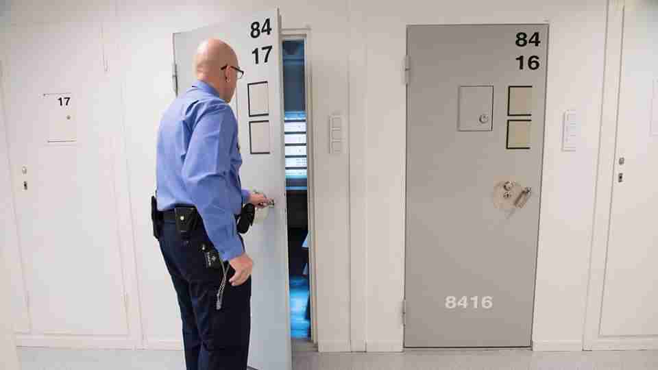 irq 62514107 1533059452 7