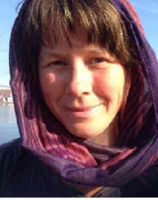 تضامن معلمّات سويديات غير مسلمات يرتدين الحجاب رفضاً لقرار حظره في مدارس بلدية Skurup 3 456 6