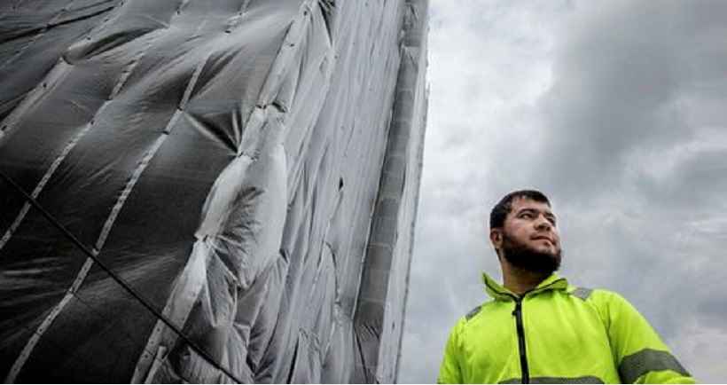 5c8c3628 1348 472b 8913 2d50c3527690 1