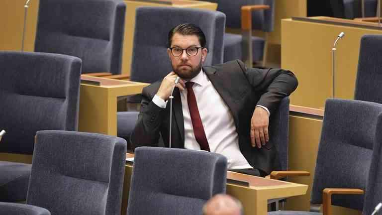 de3062f4 cd1a 4d3e 9c2a 499a0307bbe9 6