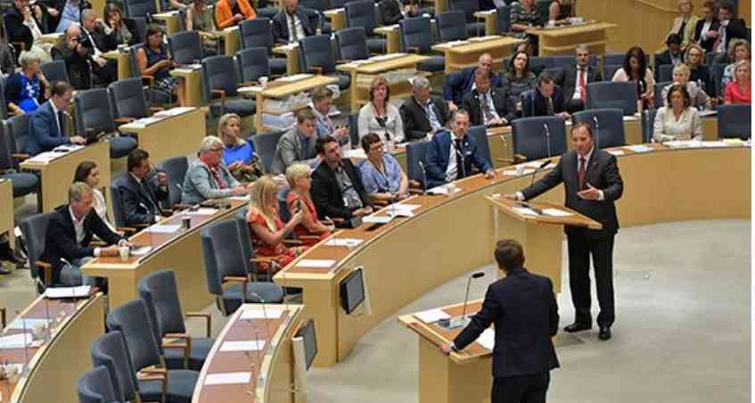 الأحزاب السويدية تؤيد قانون تشديد العقوبة بالسجن على المراهقين لتصل للسجن المؤبد 1 1 4