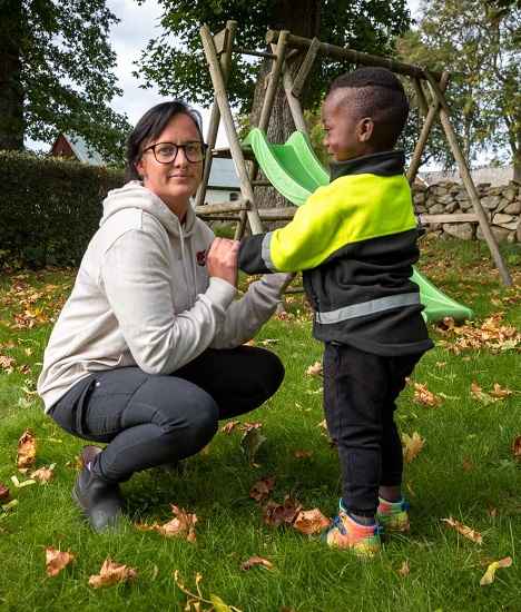 مصلحة الهجرة تقرر ترحيل طفل عمره 3 سنوات إلى وطنه الأم وحيداً 2 011858c1 d0dc 42fa bba0 9bb5303d6db8