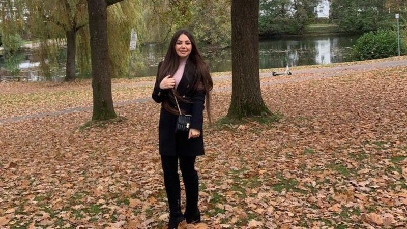 121843052 121842373 mediaitem121842372 1 1