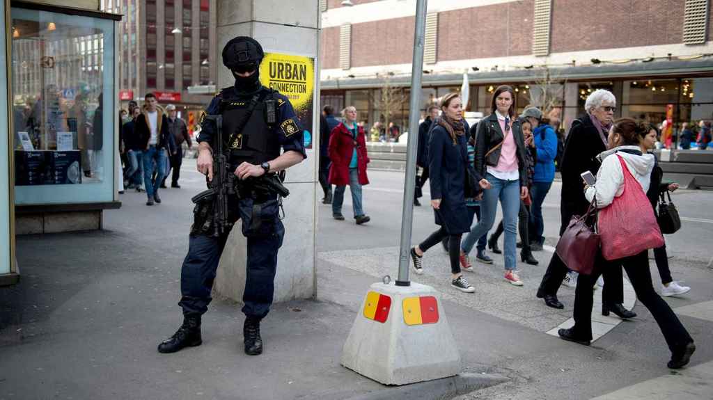 2eb1b9a9 8c19 4372 8cb2 2bacbc5795be 1