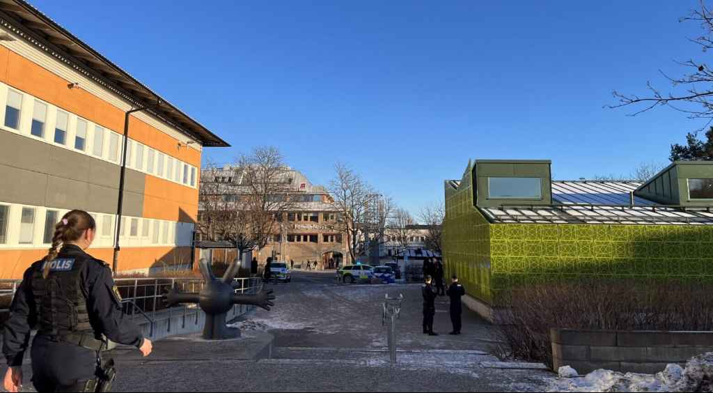 polis scaled e1707148723767 1560x860 1