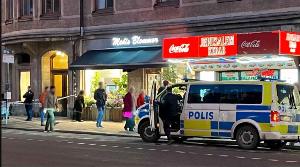 12120872 1711381623 2