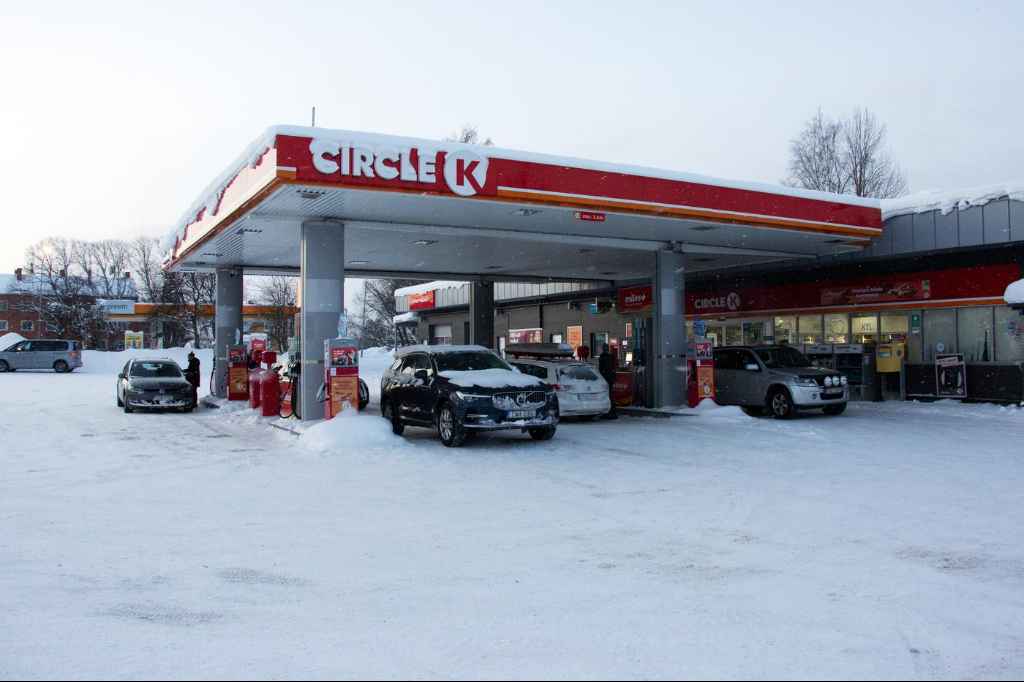 4e81f8db de2b 485b b658 7b3f1e3eb270 1