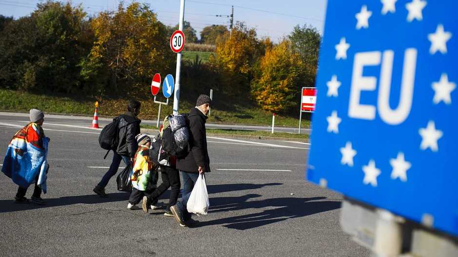 migranten im juli 2017 an der 1