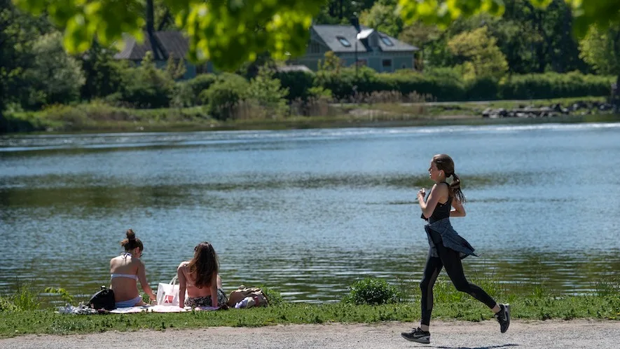 4b7a88b3 7337 42be 8157 fd242df2cf29