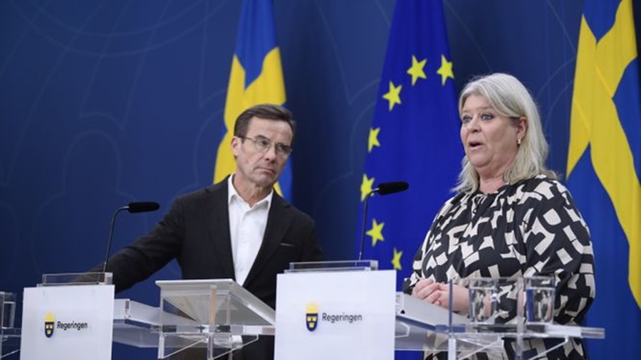 b45de3d5 dcba 4378 89ed ef143c2e6864