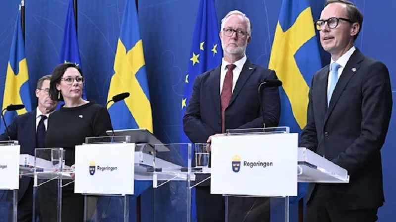 fc90f12c 51ce 436c b3ea 4f7e387972e9 1