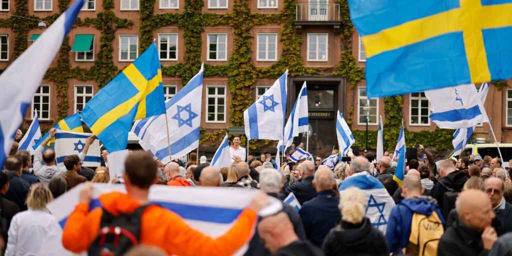 6pJMcpOB11kPqa 4fIuLIFsxKvx4 WIDE 1