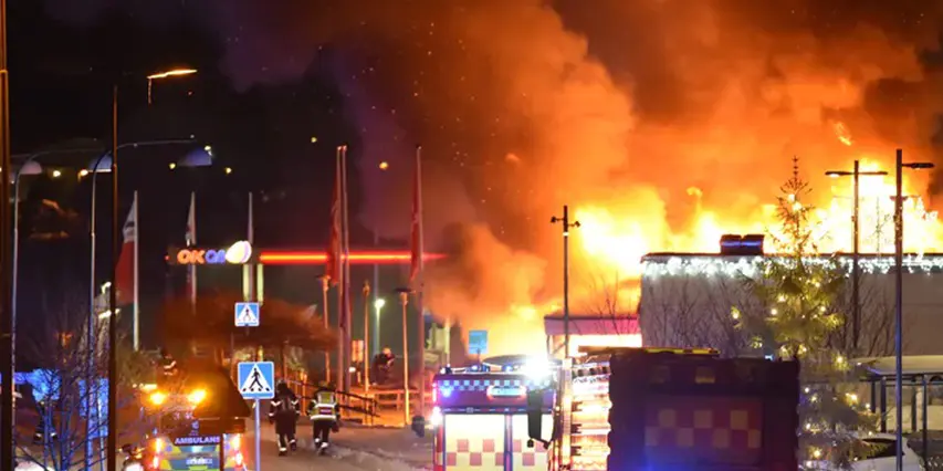 alkompis WUTBd9AXWA.jpg