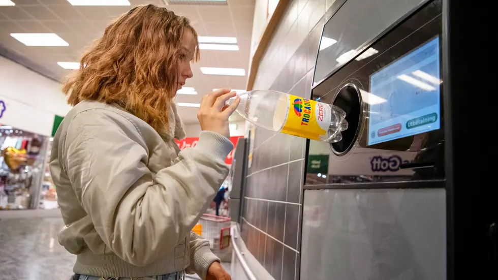 e5ea6765 77a4 4cd5 93df adf980fd21fb