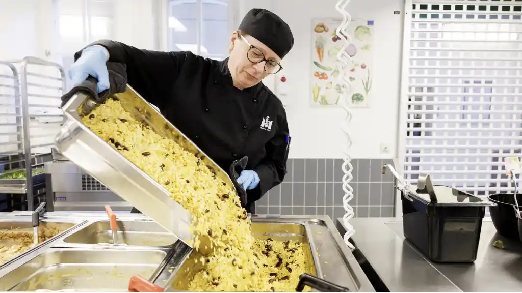 1296606e 3f34 499c a65f fbe8ab29e378 1