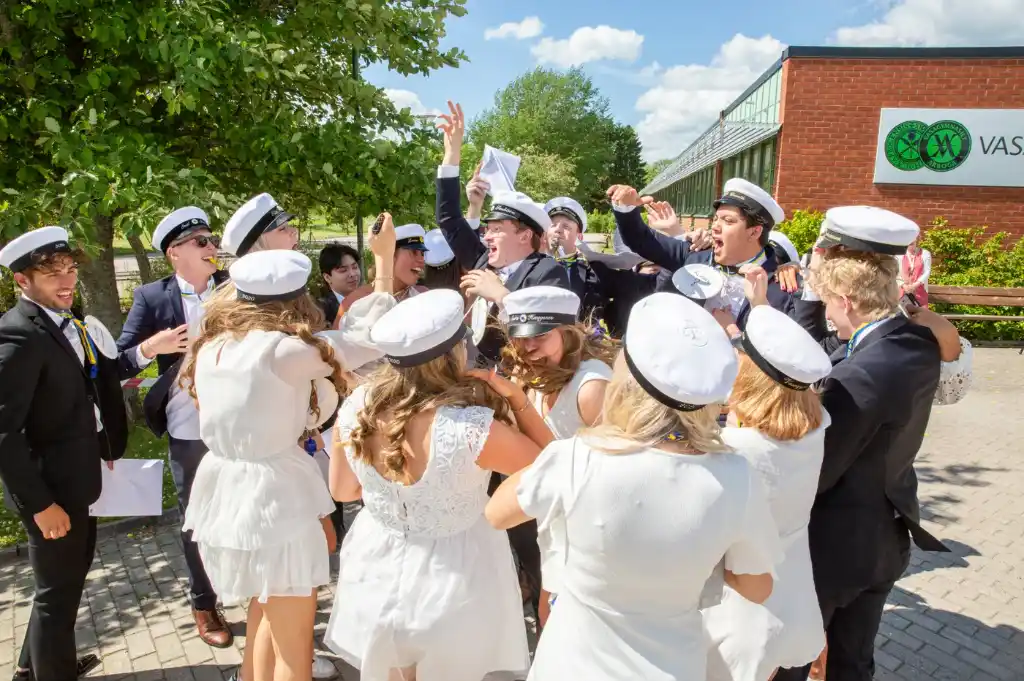 32716636 77b1 455f 8784 a07fd7ddce12 1