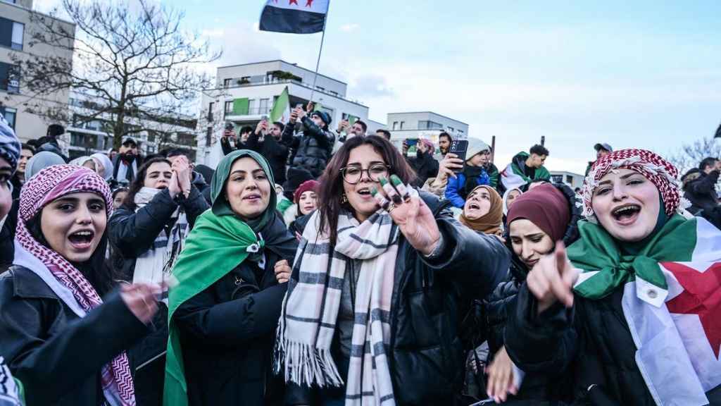 407854332 1733674093 v16 9 1200 1