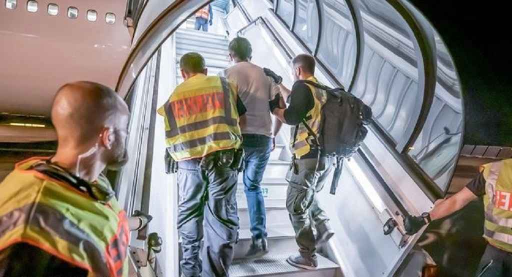 bd504ff5ee27aa6b8d052228fcbb541c108b5d0f 1