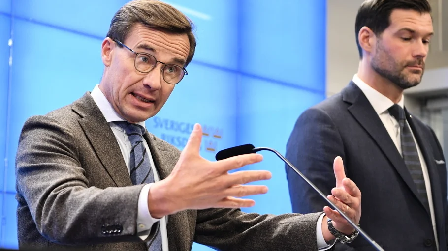 00a514c0 c383 5db3 a197 3b883f4f66f1