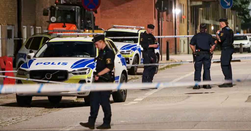 45764 1 articlelarge bn 967260 e6e71717dc20491ebe1cc059dd3c363c 1 1