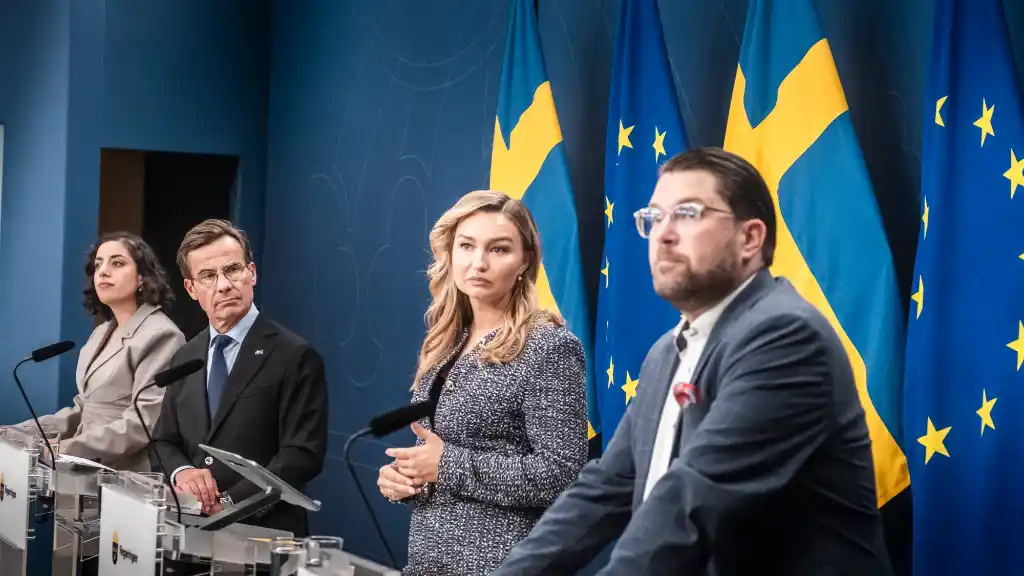 eee9ce25 bc4e 4989 bfeb 68f6f1f64865