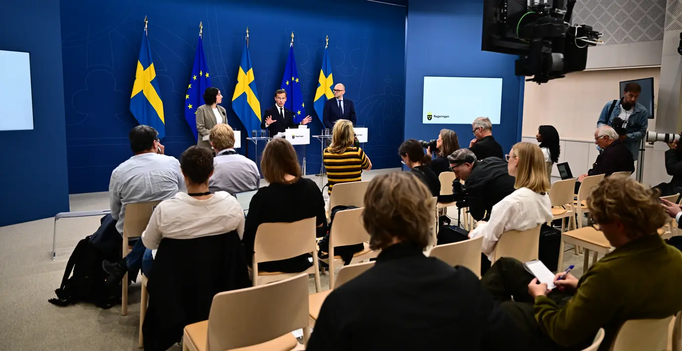 d8243297 adcf 4871 817a 6e66498eb222