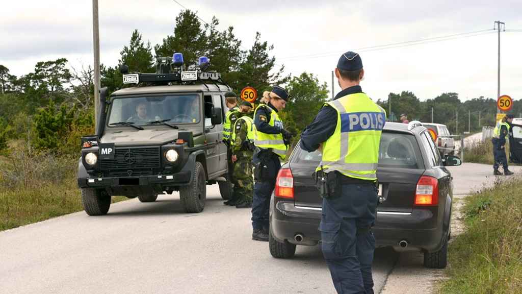 170916 MP och polis trafikkontroll 1