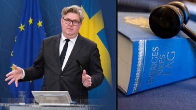 44444444444444444444444444 1