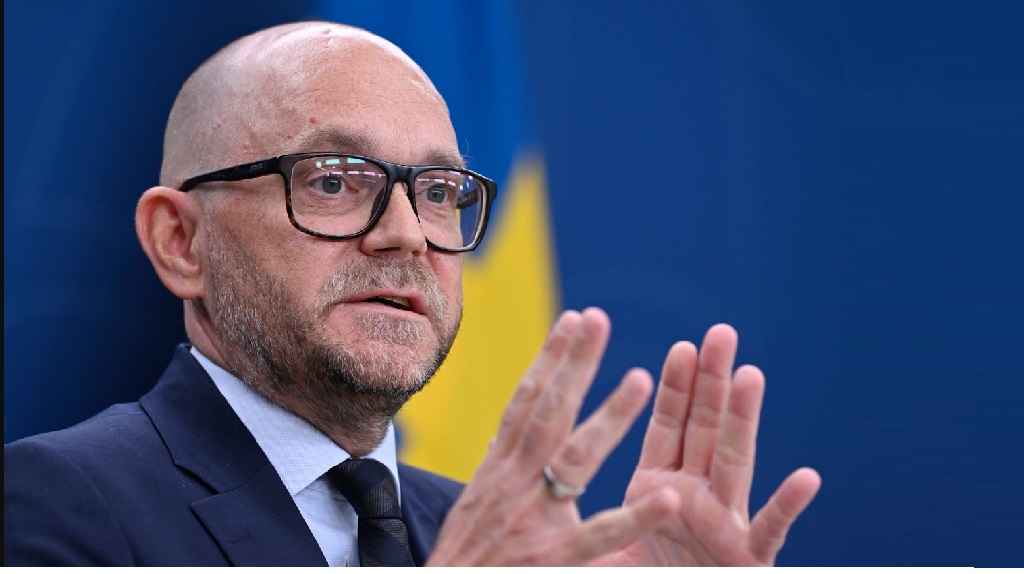 82c8bf4c b560 422b 86b1 a872a70a72ca 4